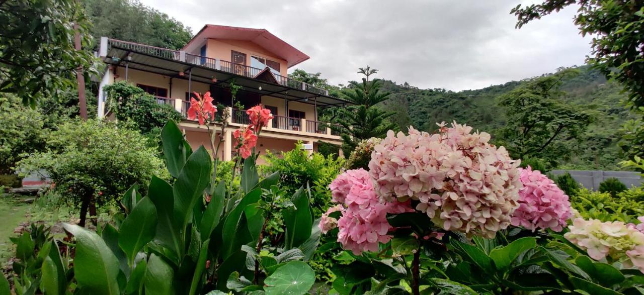 Karthik Resorts, Jeolikote Нейнитал Екстериор снимка