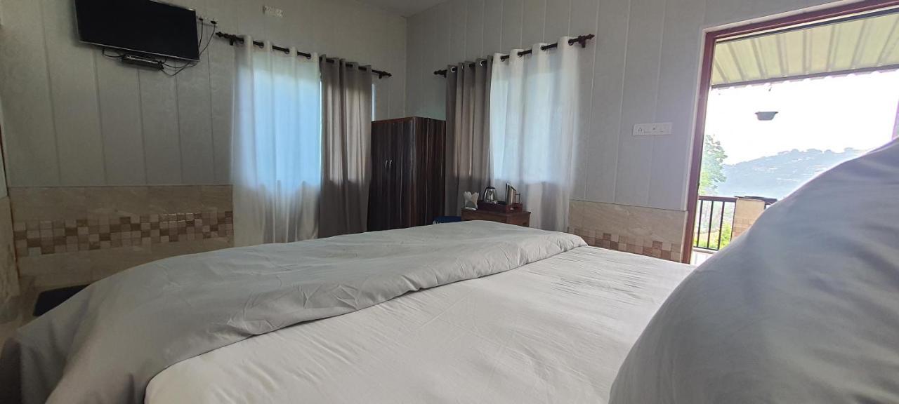 Karthik Resorts, Jeolikote Нейнитал Екстериор снимка