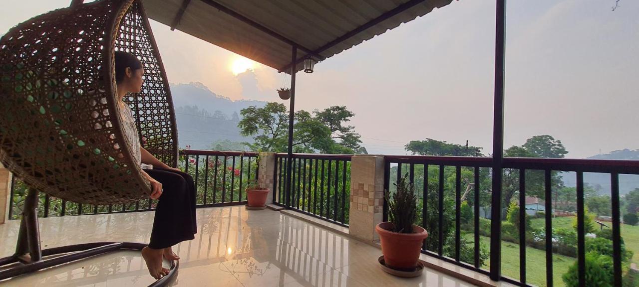 Karthik Resorts, Jeolikote Нейнитал Екстериор снимка