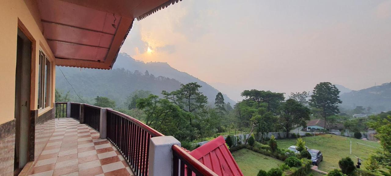 Karthik Resorts, Jeolikote Нейнитал Екстериор снимка
